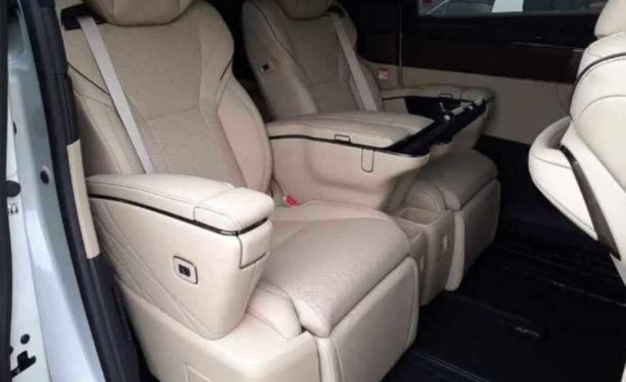 Toyota Alphard Executive 2024 CH-0044